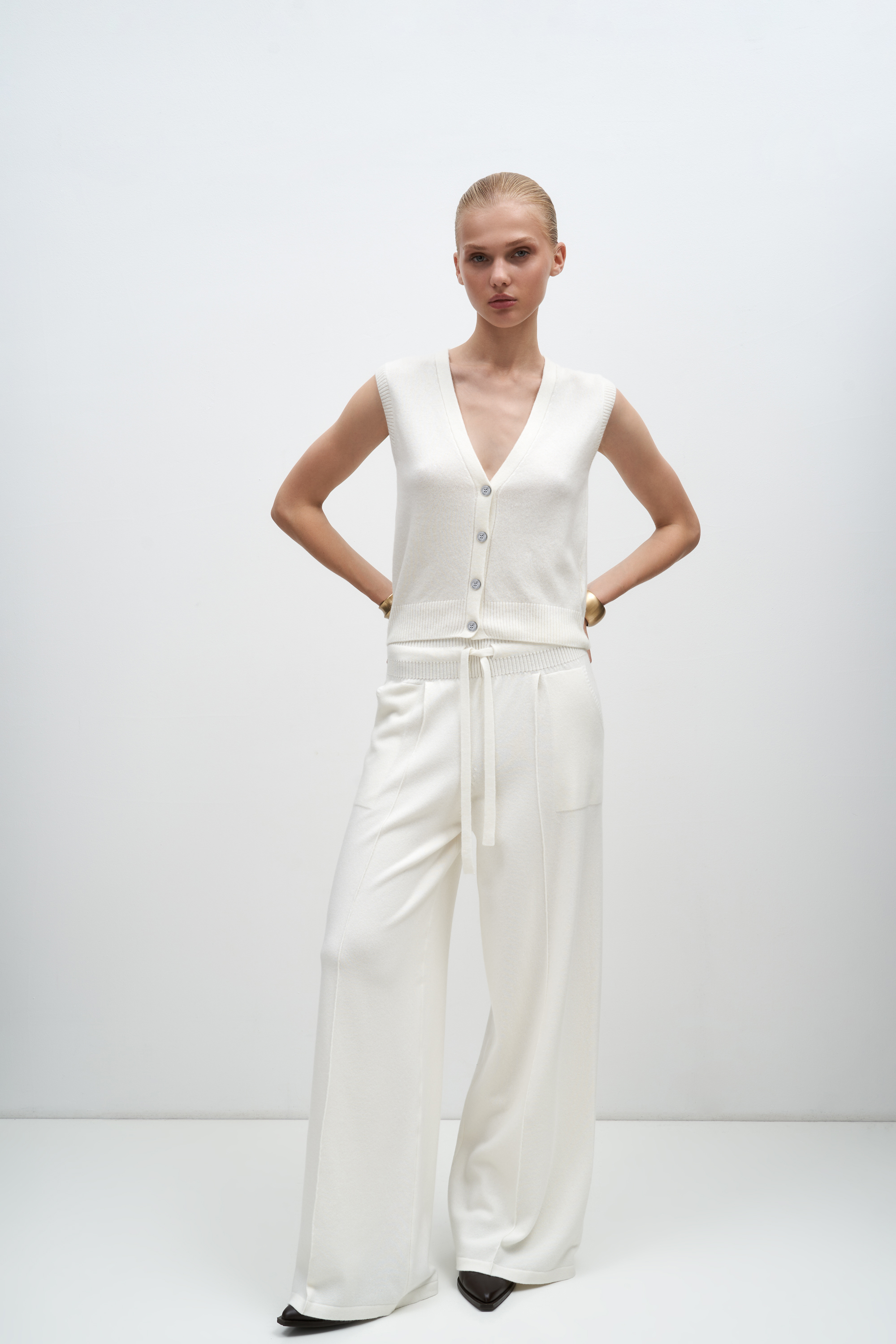 Trousers 3683-09 Ivory from BRUSNiKA