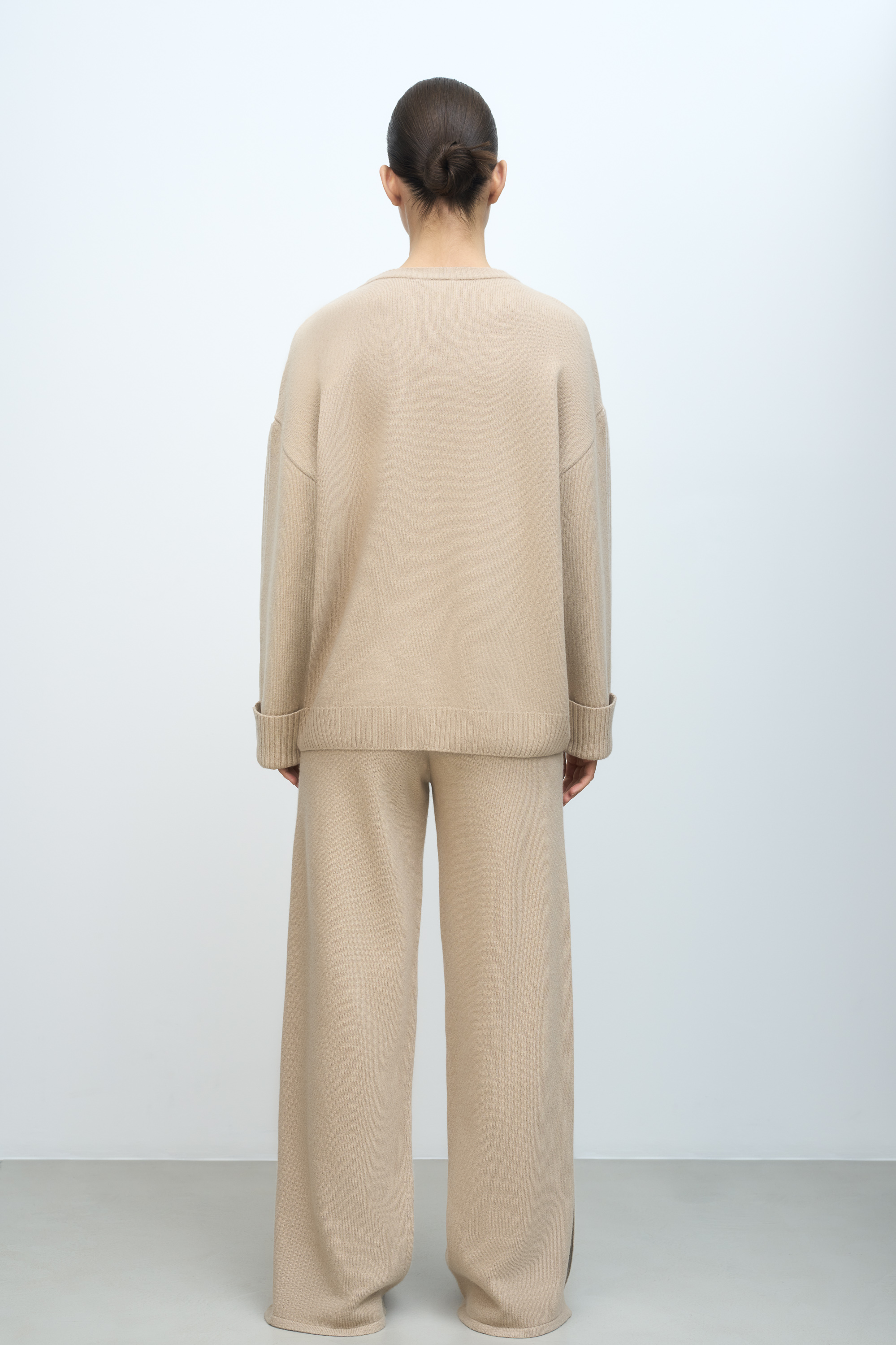 Trousers 4282-03 beige from BRUSNiKA