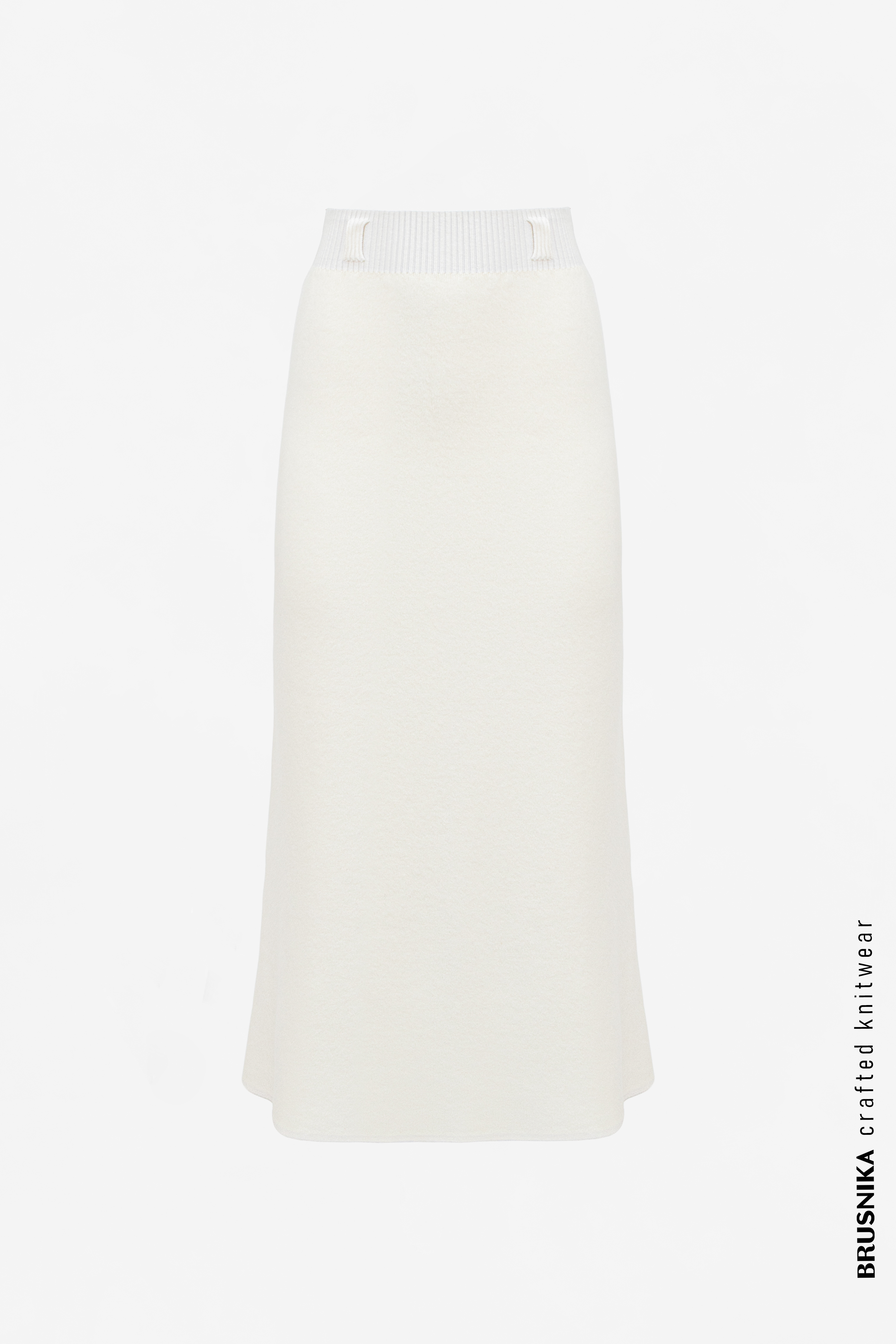 Skirt 3831-02 White from BRUSNiKA