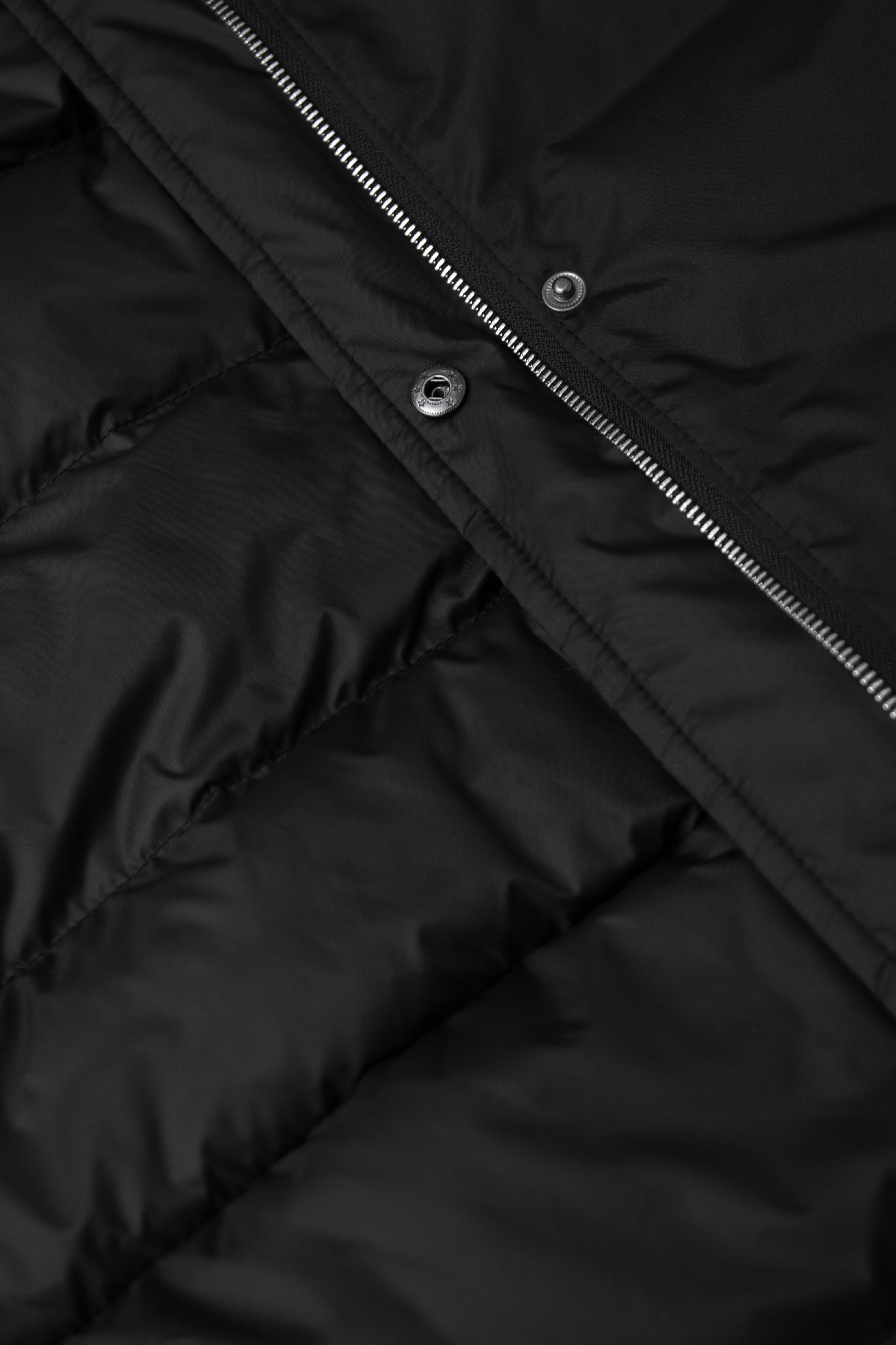 Down jacket 3809-01 Black from BRUSNiKA