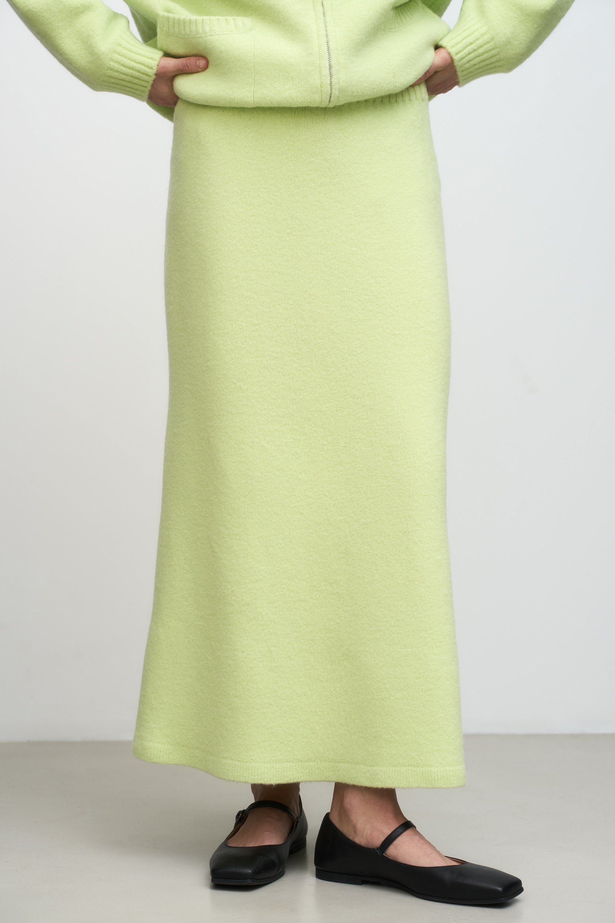 Skirt 5064-22 Light-green from BRUSNiKA