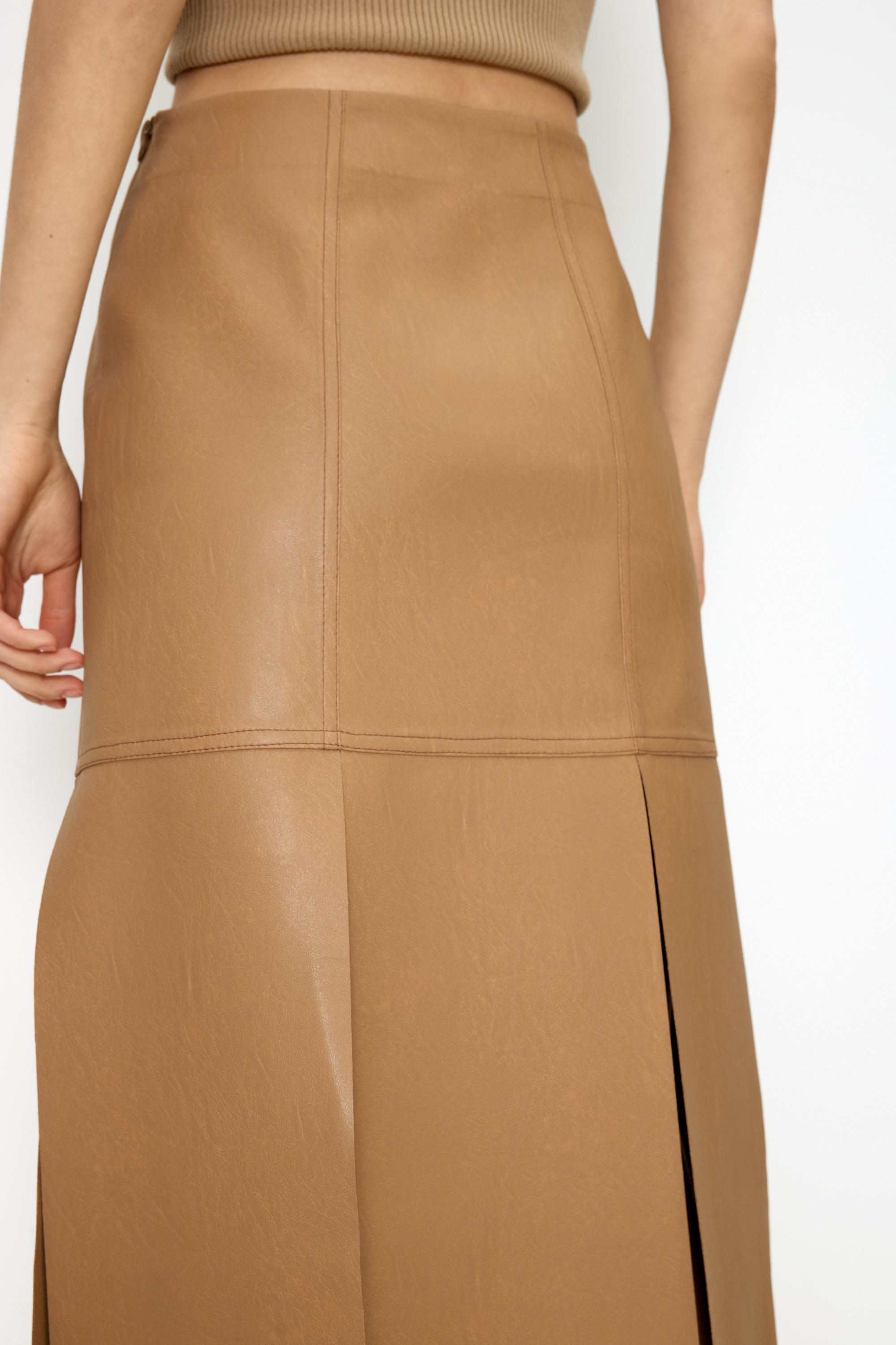 Skirt 4621-15.1 Light Brown . from BRUSNiKA