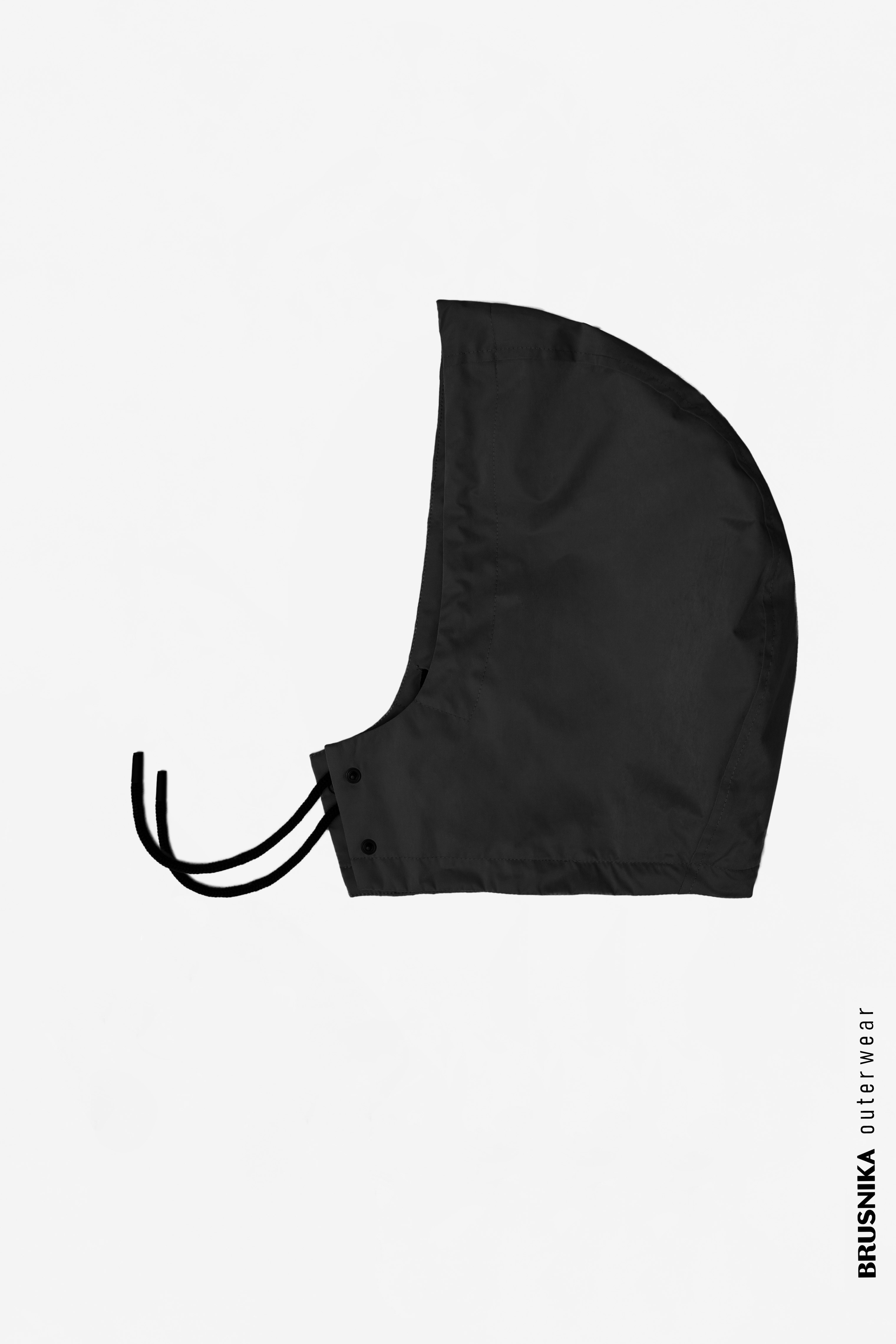 Cloak 4204-01 Black from BRUSNiKA