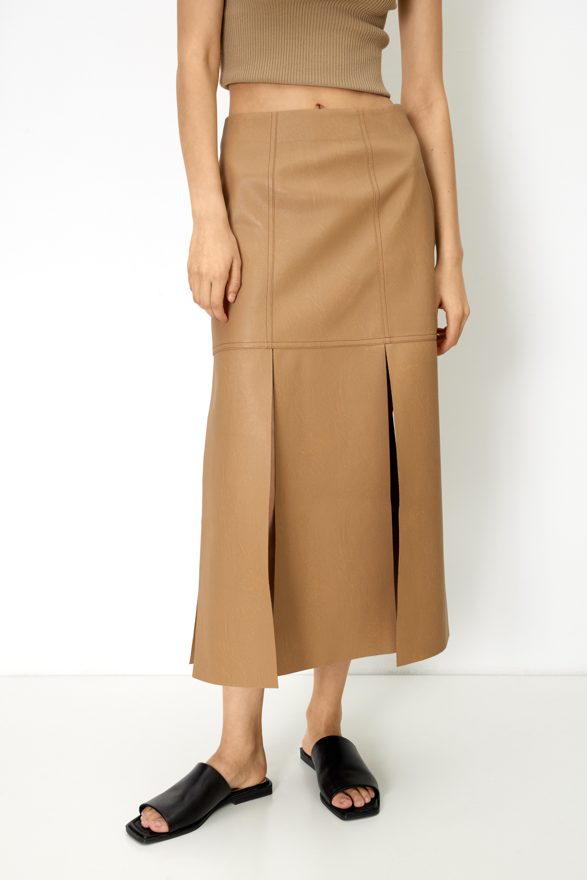 Skirt 4621-15.1 Light Brown . from BRUSNiKA