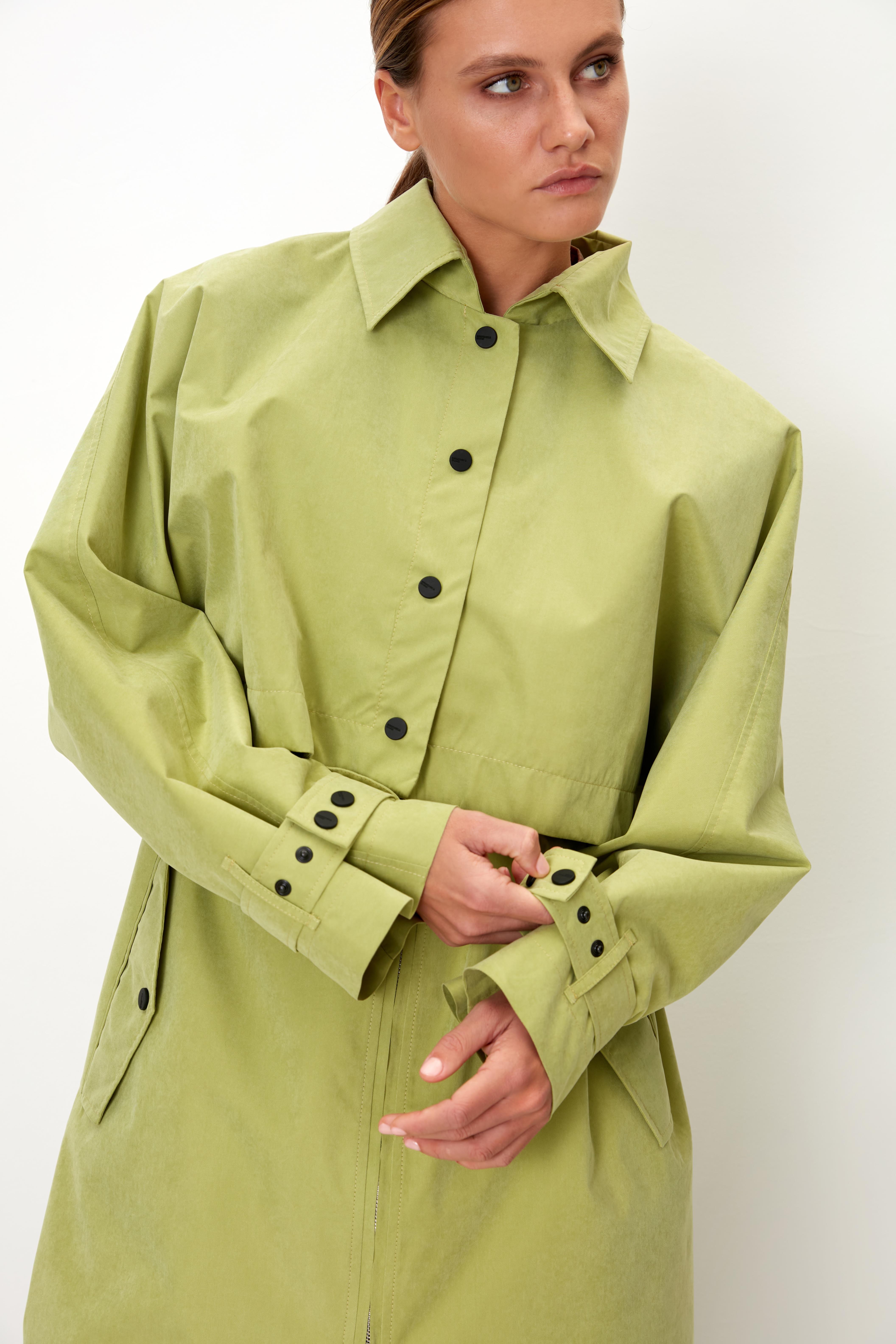 Cloak 4204-08 Green from BRUSNiKA