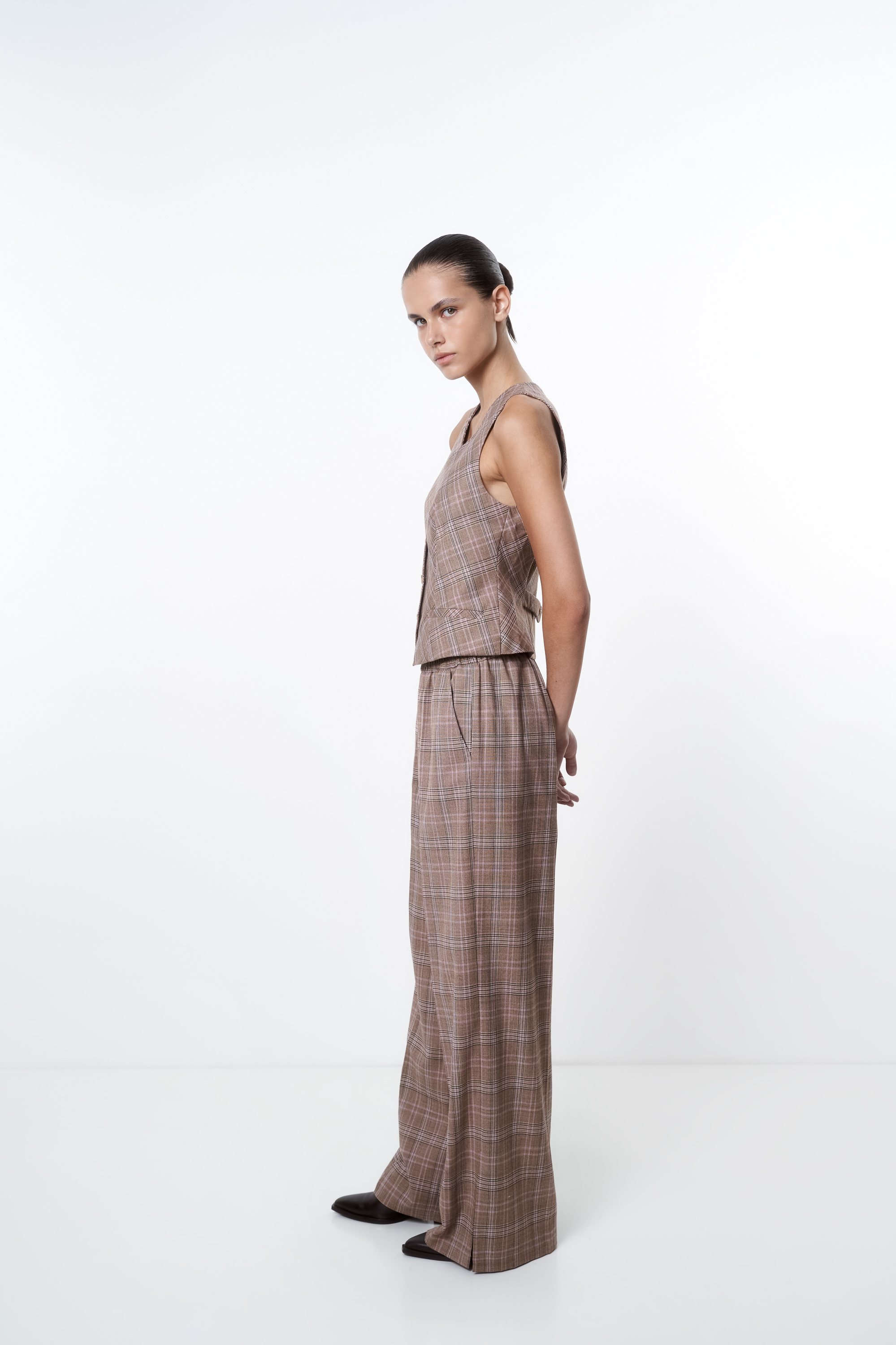 Trousers 4202-15 Brown from BRUSNiKA