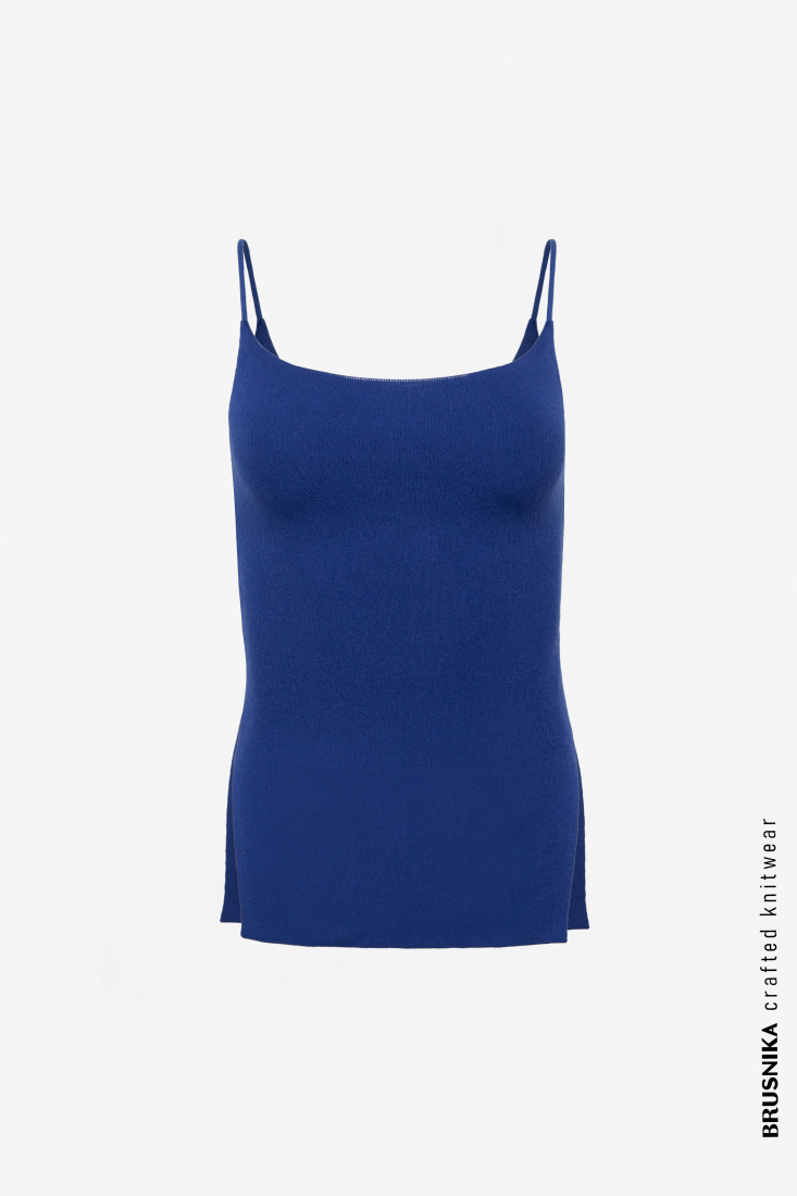 Top 3467-81 Ultra Blue from BRUSNiKA