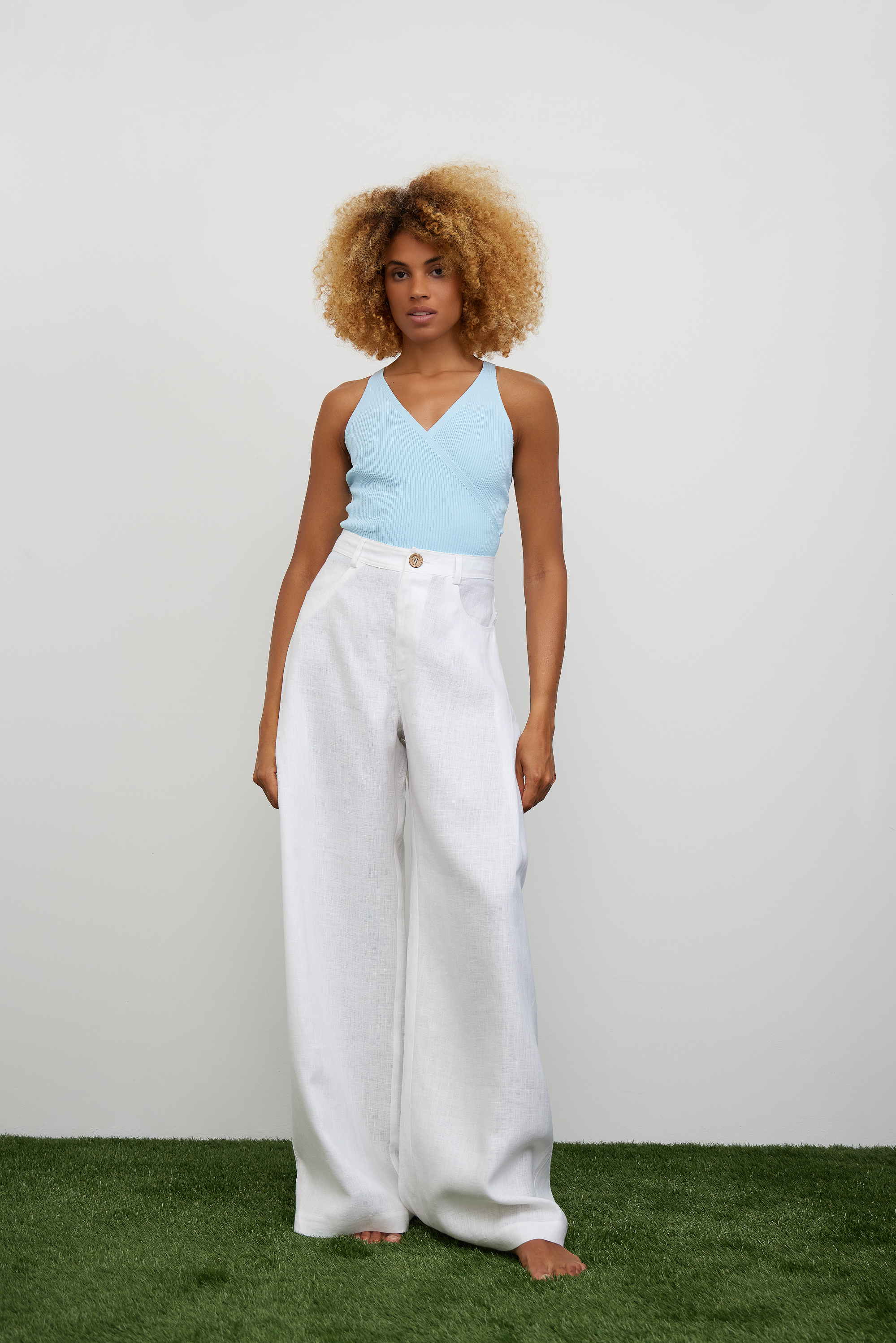 Trousers 2857-02 White from BRUSNiKA