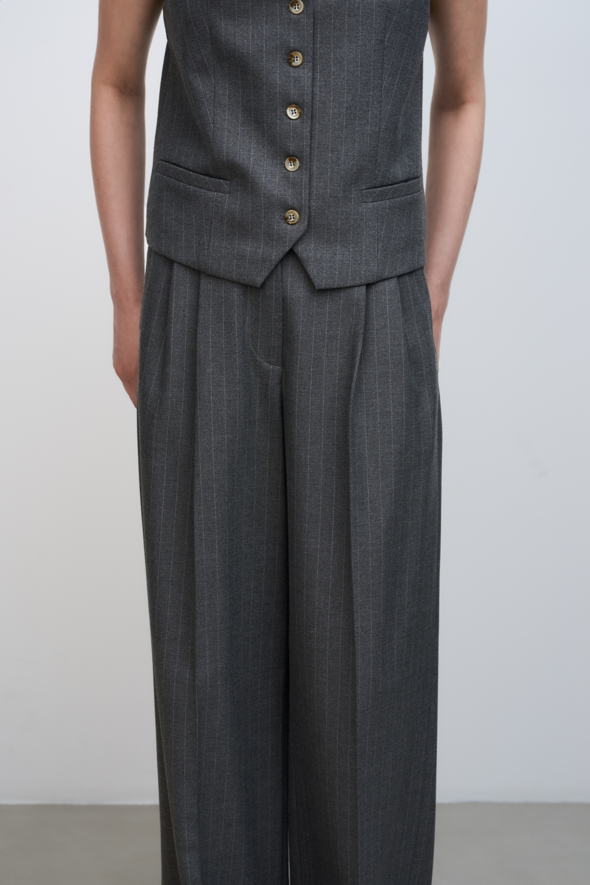 Trousers 4783-04 Grey from BRUSNiKA