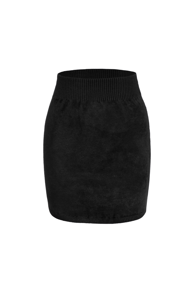 Skirt 4352-01 Black from BRUSNiKA