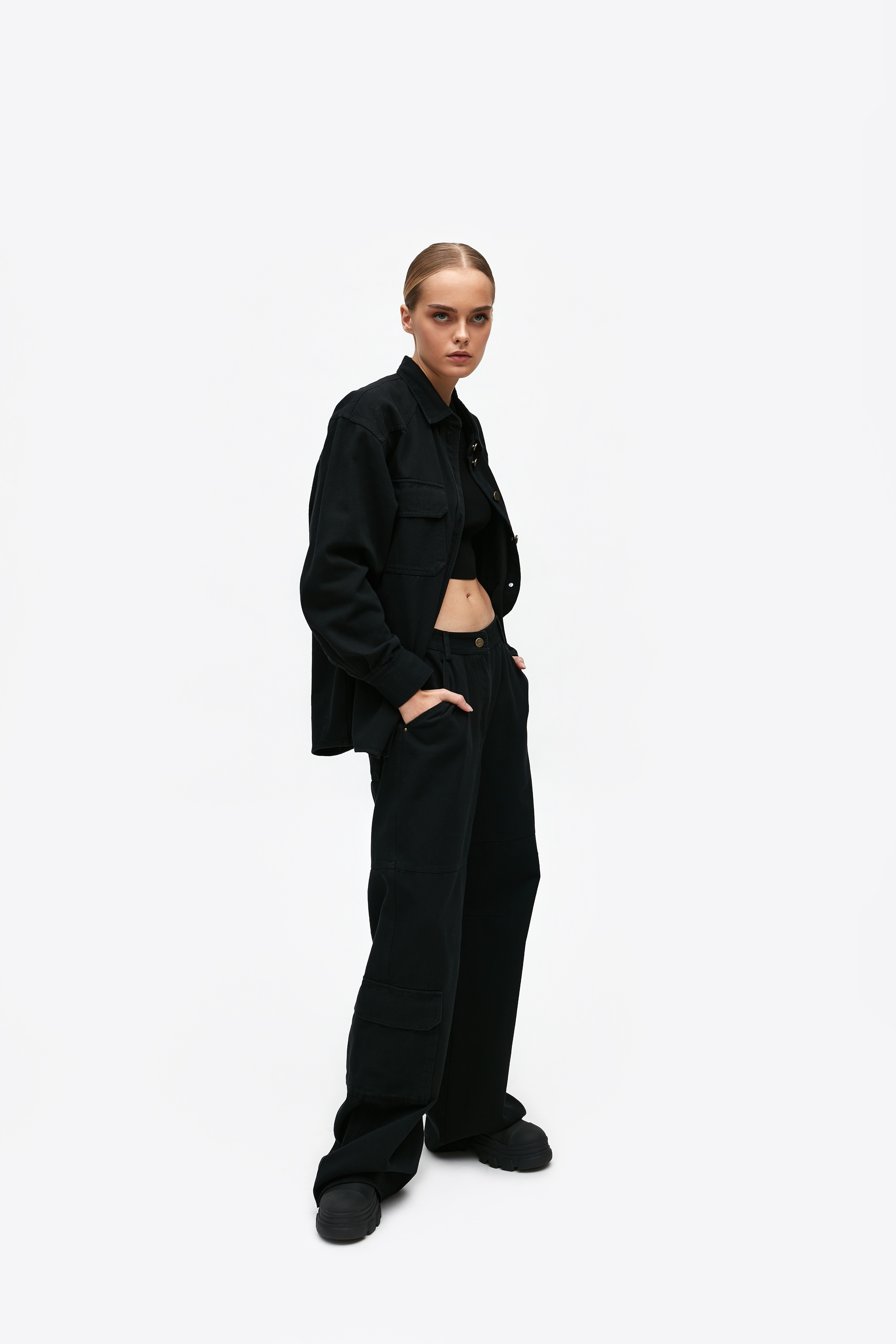 Trousers 4313-01 Black from BRUSNiKA