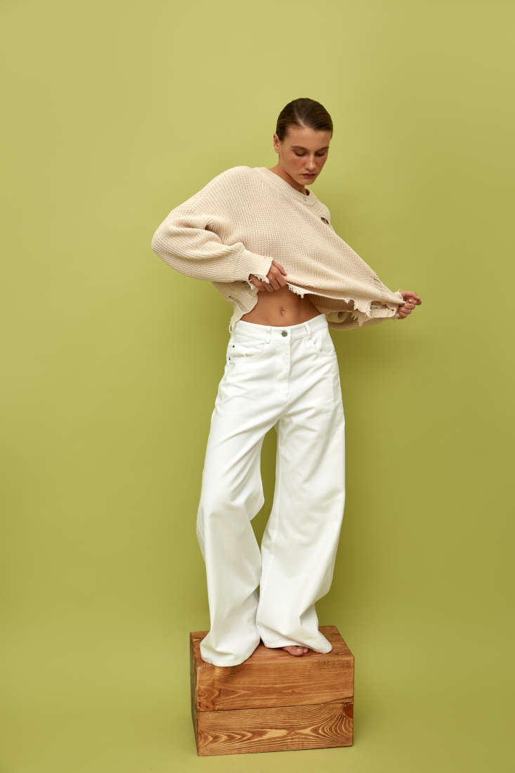 Trousers 3952/1-02 White from BRUSNiKA