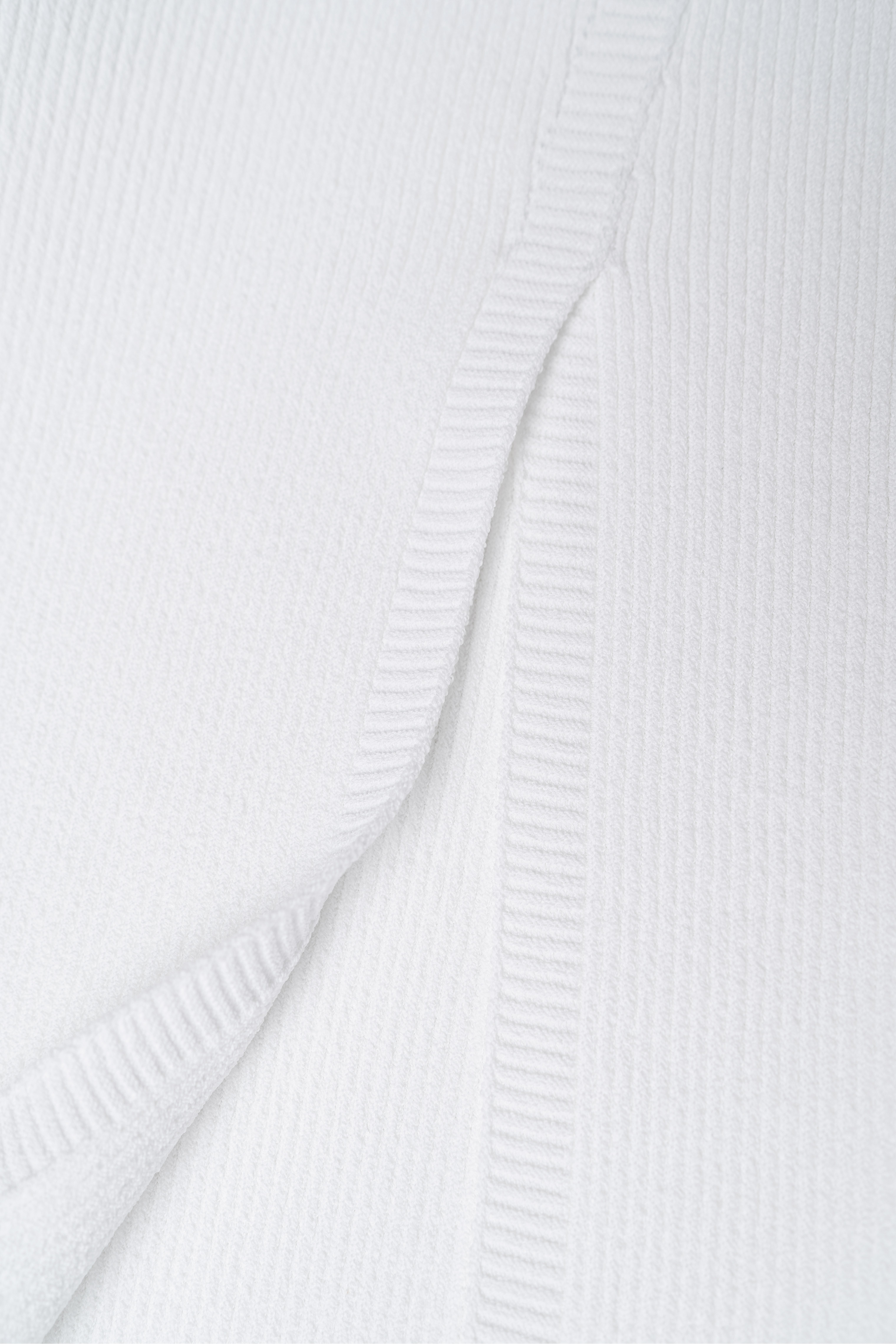 Dress 4586-02 White from BRUSNiKA
